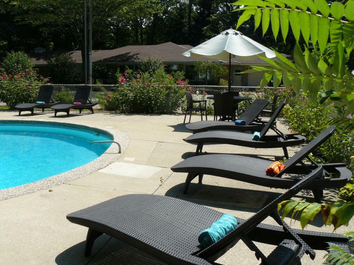 The Saugatuck Retro Resort Ngoại thất bức ảnh